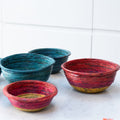 Recycled paper bowls set-red and blue coloured
